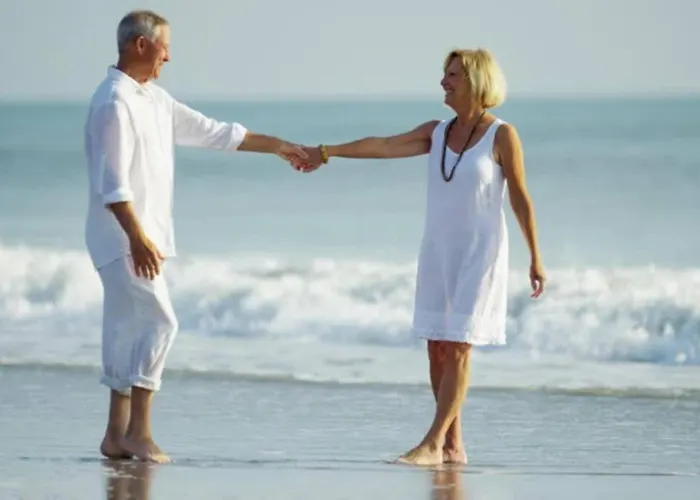 Casa Esmeralda - Monsenor Apts *